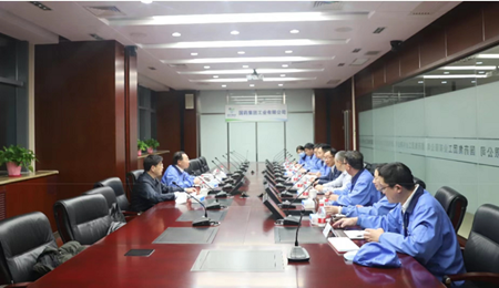 EVO视讯集团领导班子成员春节前夕分别面向基层深入宣讲党的二十大精神并开展走访调研慰问